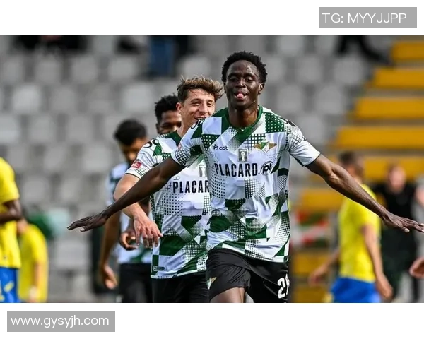 摩雷伦斯迎战劲敌期待精彩对决与胜利的曙光