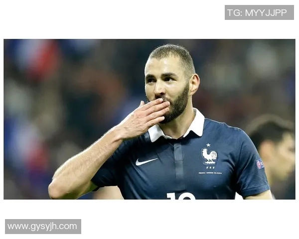 本泽马重返赛场展现王者风范引领球队再创辉煌